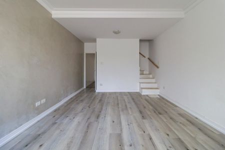 Sala de casa para alugar com 3 quartos, 110m² em Vila Cordeiro, São Paulo