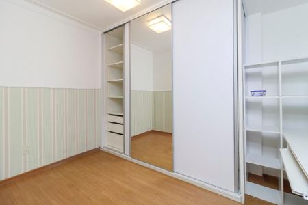 Casa para alugar com 110m², 3 quartos e 2 vagasQuarto 2