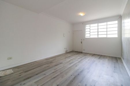 Casa para alugar com 110m², 3 quartos e 2 vagasSala