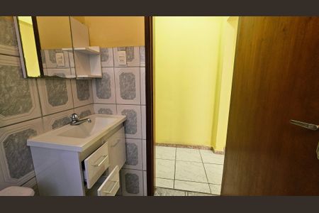 Casa à venda com 125m², 2 quartos e sem vaga Casa à venda com 125m², 2 quartos e sem vagaBanheiro