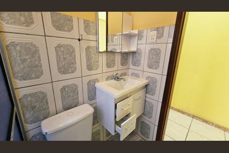 Casa à venda com 125m², 2 quartos e sem vaga Casa à venda com 125m², 2 quartos e sem vagaBanheiro