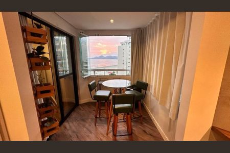 Apartamento para alugar com 54m², 1 quarto e 1 vagaVaranda