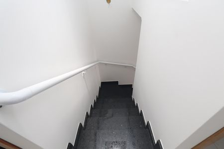 Casa à venda com 110m², 3 quartos e 1 vagaEscada 