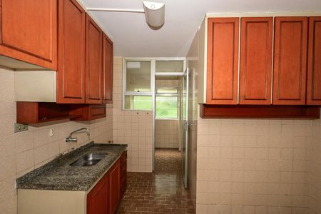 Apartamento à venda com 64m², 2 quartos e 1 vagaCozinha