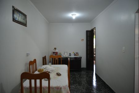 Casa à venda com 133m², 3 quartos e 2 vagasCozinha