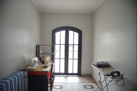 Casa à venda com 133m², 3 quartos e 2 vagasQuarto 3