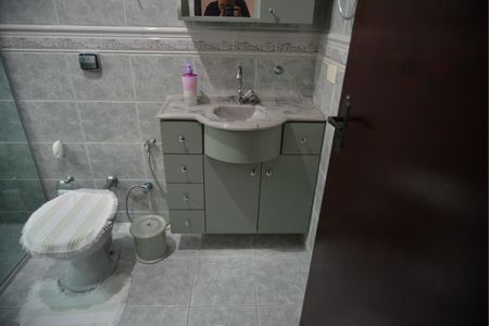 Casa à venda com 133m², 3 quartos e 2 vagasBanheiro da Suíte 2