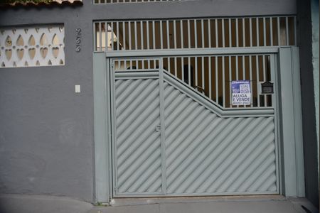 Casa à venda com 133m², 3 quartos e 2 vagasFachada