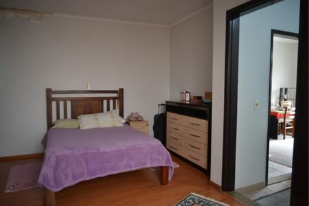 Casa à venda com 133m², 3 quartos e 2 vagasQuarto Suite 2