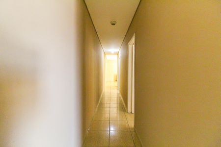 Casa para alugar com 90m², 2 quartos e sem vagaCorredor