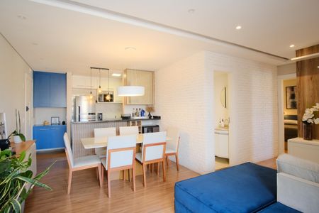 Sala de apartamento à venda com 2 quartos, 67m² em Guaiauna, São Paulo