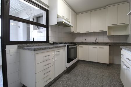 Apartamento à venda com 162m², 3 quartos e 3 vagasCozinha