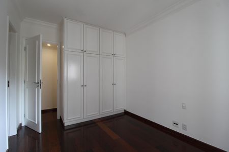 Apartamento à venda com 162m², 3 quartos e 3 vagasQuarto 2 - Suíte