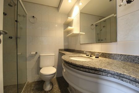 Apartamento à venda com 162m², 3 quartos e 3 vagasBanheiro da Suíte 2