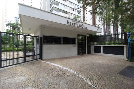 Apartamento à venda com 162m², 3 quartos e 3 vagasFachada e Portaria