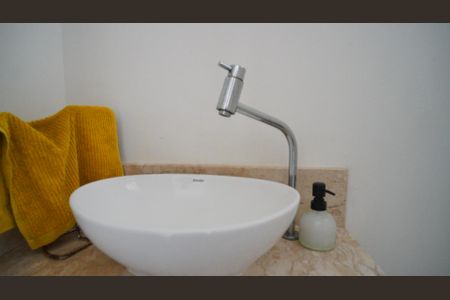 Casa à venda com 310m², 3 quartos e 3 vagasBanheiro 3