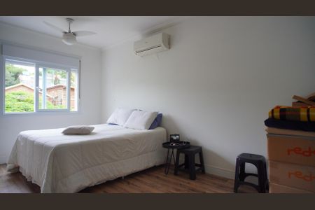 Quarto 1 suite  de casa à venda com 3 quartos, 310m² em Tristeza, Porto Alegre