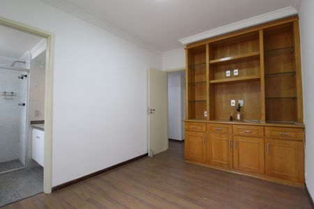 Apartamento à venda com 162m², 3 quartos e 4 vagasQuarto 1 - Suíte