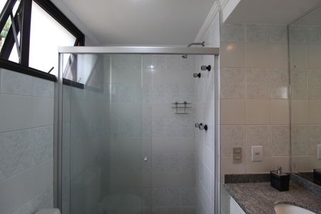 Apartamento à venda com 162m², 3 quartos e 4 vagasBanheiro da Suíte 1