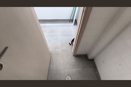 Apartamento à venda com 80m², 2 quartos e sem vaga Apartamento à venda com 80m², 2 quartos e sem vagaBanheiro de Serviço