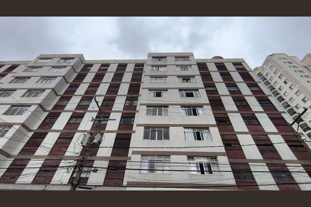 Apartamento à venda com 80m², 2 quartos e sem vaga Apartamento à venda com 80m², 2 quartos e sem vagaFachada