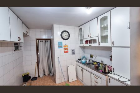 Apartamento para alugar com 130m², 3 quartos e sem vagaCozinha 
