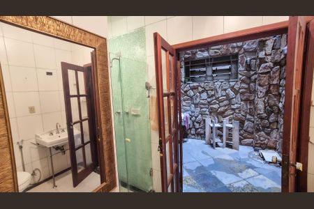 Apartamento para alugar com 130m², 3 quartos e sem vagaAcesso ao Banheiro e área externa 