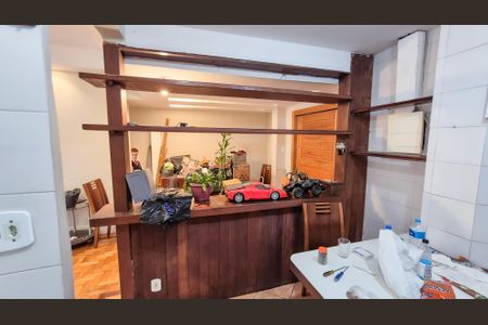 Apartamento para alugar com 130m², 3 quartos e sem vagaCozinha 