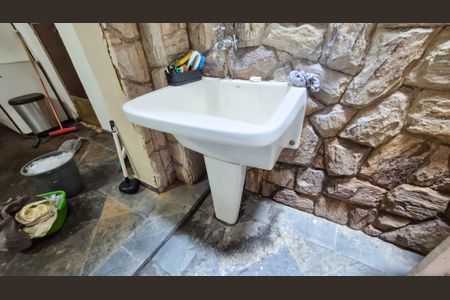 Apartamento para alugar com 130m², 3 quartos e sem vagaÁrea de Serviço