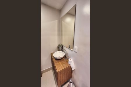 Apartamento para alugar com 130m², 3 quartos e sem vagaBanheiro Social 