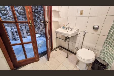 Apartamento para alugar com 130m², 3 quartos e sem vagaBanheiro da suíte