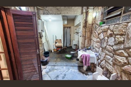 Apartamento para alugar com 130m², 3 quartos e sem vagaÁrea de Serviço