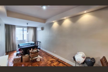 Apartamento para alugar com 130m², 3 quartos e sem vagaSala