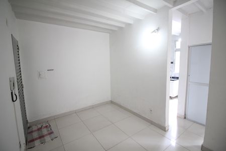 Sala de apartamento para alugar com 2 quartos, 42m² em Riacho das Pedras, Contagem