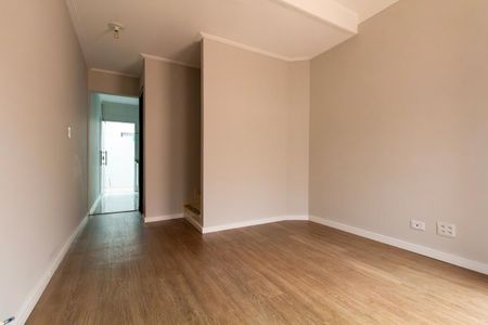 Sala de casa para alugar com 2 quartos, 60m² em Vila Esperança, São Paulo