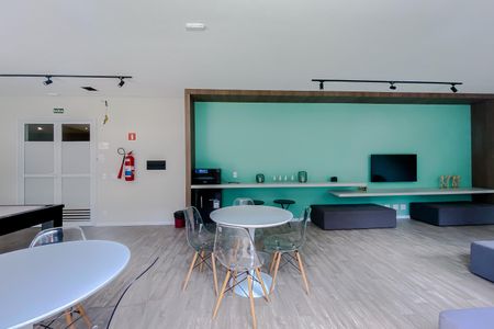 Studio para alugar com 19m², 1 quarto e sem vaga Studio para alugar com 19m², 1 quarto e sem vagaSalão de jogos