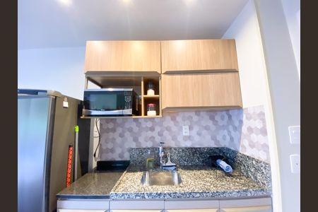 Studio para alugar com 19m², 1 quarto e sem vaga Studio para alugar com 19m², 1 quarto e sem vagaCozinha
