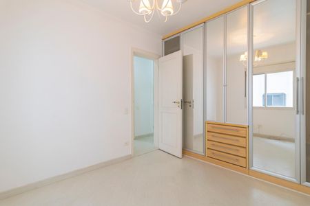 Apartamento para alugar com 149m², 3 quartos e 2 vagas Apartamento para alugar com 149m², 3 quartos e 2 vagasQuarto 2