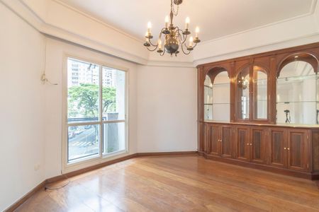 Apartamento para alugar com 149m², 3 quartos e 2 vagas Apartamento para alugar com 149m², 3 quartos e 2 vagasSala de Jantar