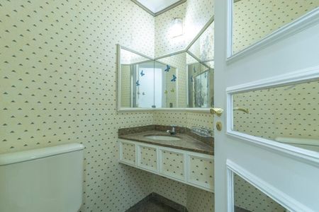 Apartamento para alugar com 149m², 3 quartos e 2 vagas Apartamento para alugar com 149m², 3 quartos e 2 vagasLavabo