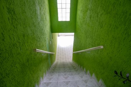 Casa à venda com 220m², 3 quartos e 2 vagas Casa à venda com 220m², 3 quartos e 2 vagasescada de acesso