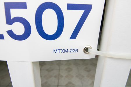 Casa à venda com 220m², 3 quartos e 2 vagas Casa à venda com 220m², 3 quartos e 2 vagasCod Placa