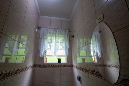 Casa à venda com 220m², 3 quartos e 2 vagas Casa à venda com 220m², 3 quartos e 2 vagasBanheiro 3