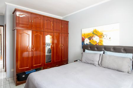 Casa à venda com 220m², 3 quartos e 2 vagas Casa à venda com 220m², 3 quartos e 2 vagasQuarto Suíte