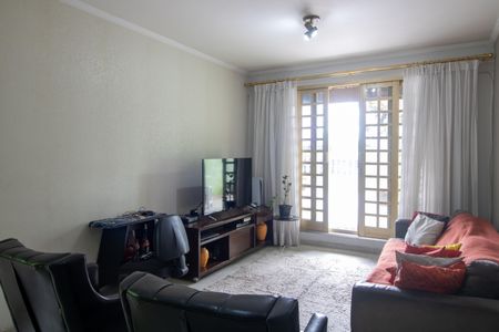 Casa à venda com 220m², 3 quartos e 2 vagas Casa à venda com 220m², 3 quartos e 2 vagasSala