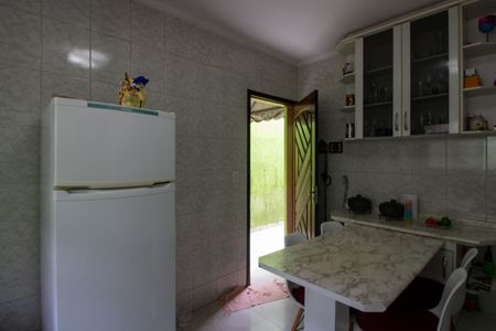 Casa à venda com 220m², 3 quartos e 2 vagas Casa à venda com 220m², 3 quartos e 2 vagasCozinha