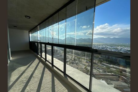 Apartamento à venda com 82m², 2 quartos e 1 vagaVaranda