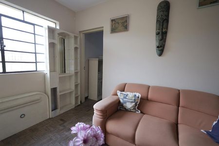 Casa à venda com 187m², 4 quartos e 2 vagas Casa à venda com 187m², 4 quartos e 2 vagasSala 2