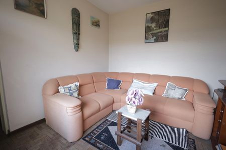 Casa à venda com 187m², 4 quartos e 2 vagas Casa à venda com 187m², 4 quartos e 2 vagasSala 2