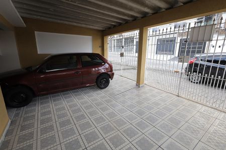 Casa à venda com 187m², 4 quartos e 2 vagas Casa à venda com 187m², 4 quartos e 2 vagasGaragem